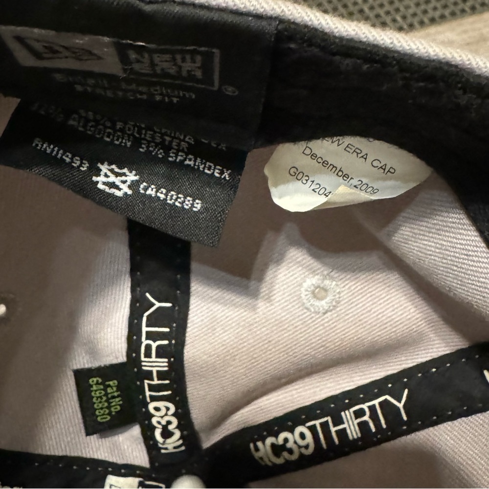 Hurley Logo New Era Hat - Picture 2 of 7